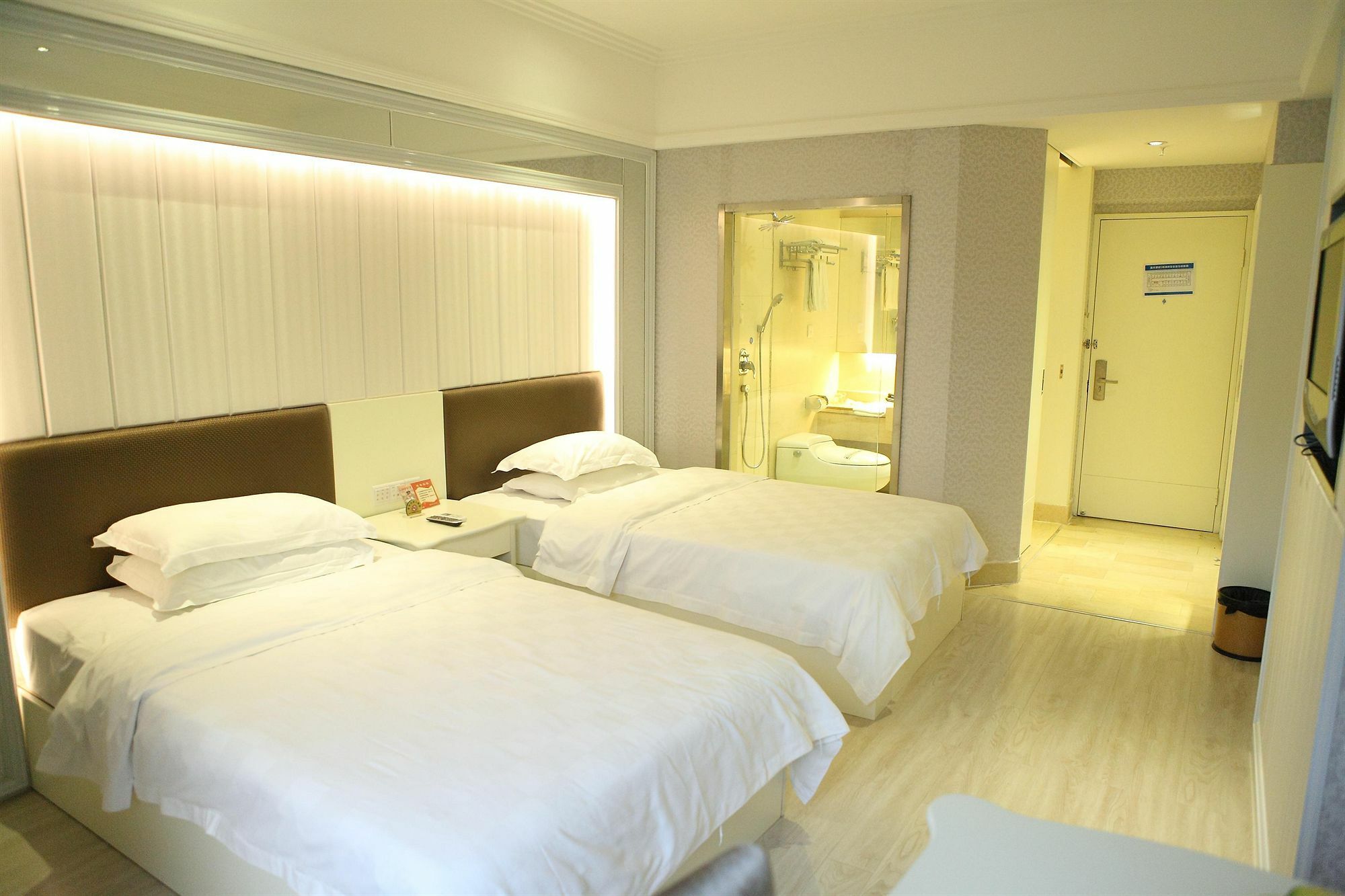 Bluesky Hotel Kanton Zewnętrze zdjęcie