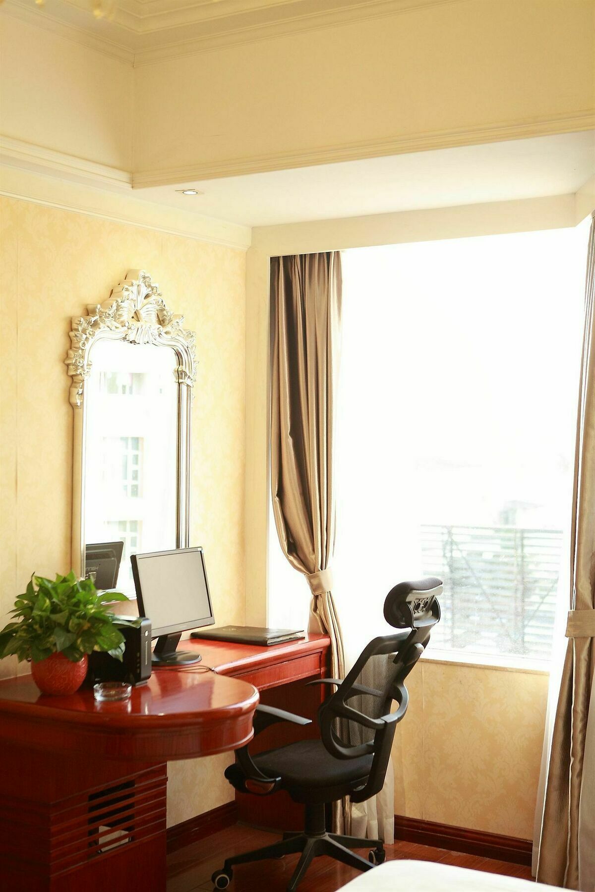 Bluesky Hotel Kanton Zewnętrze zdjęcie